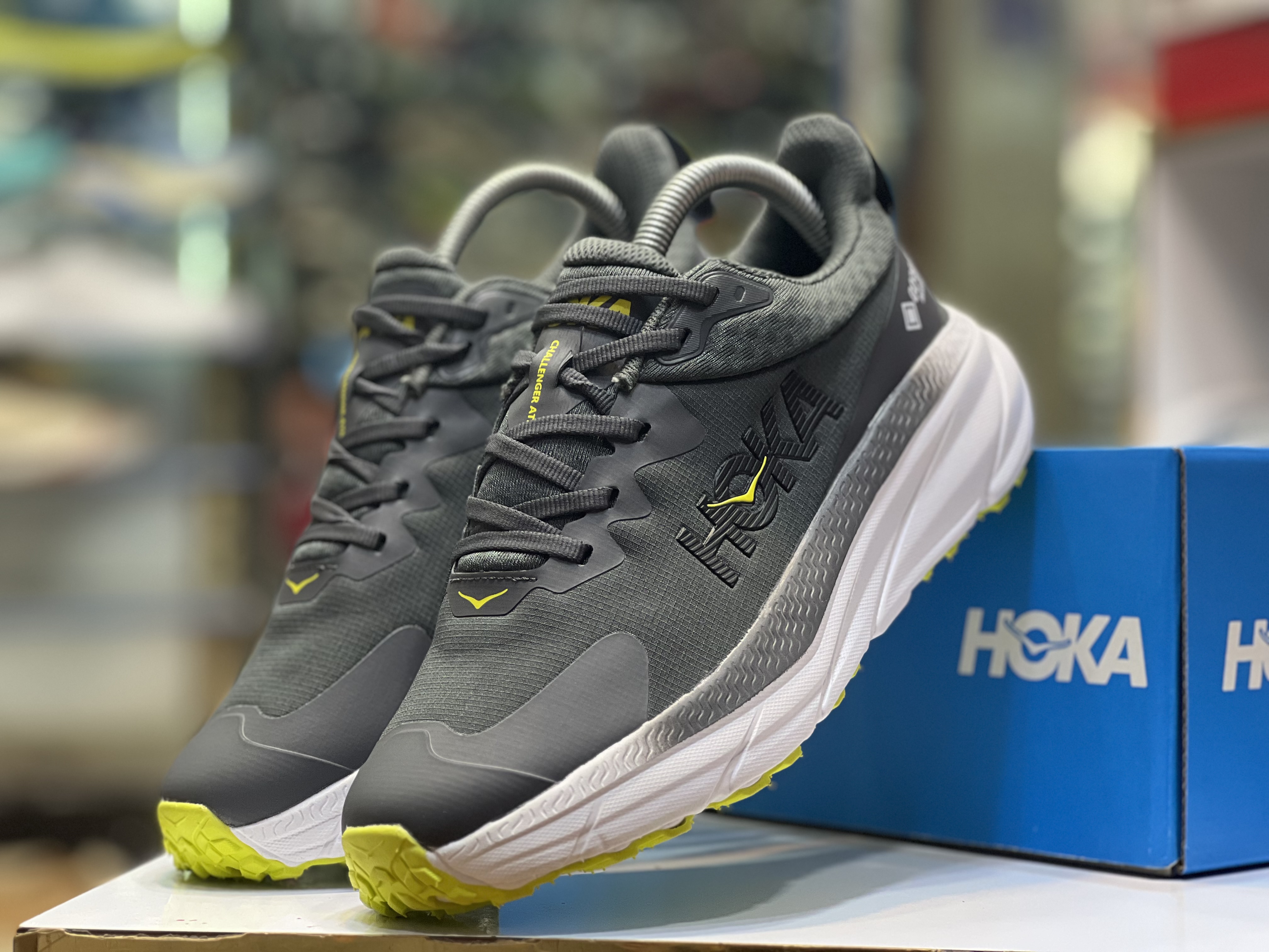 هوکا چلنجر گورتکس 4رنگ